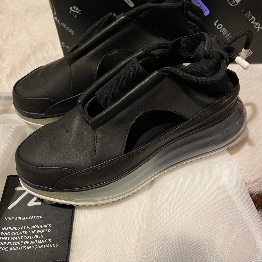 Women’s Nike Air Max FF720
